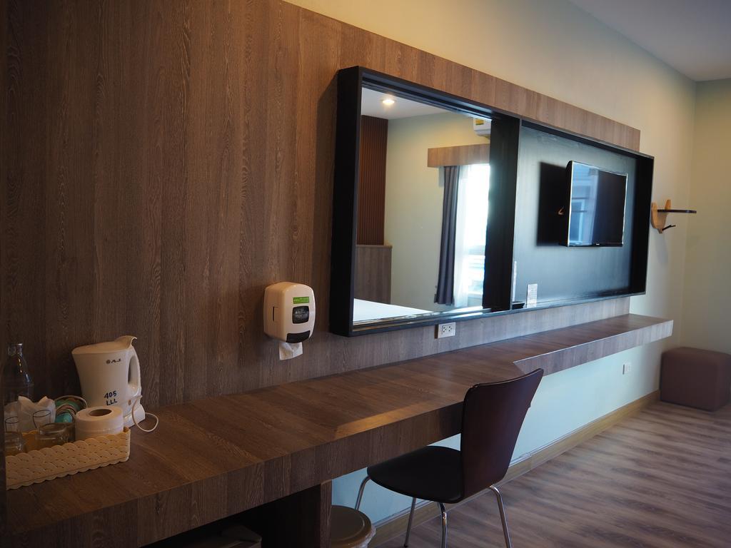 Hotel Le Lerts Living Khon Kaen Exterior photo